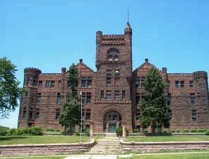 Central High School/Castle on the Hill — Sioux City Public